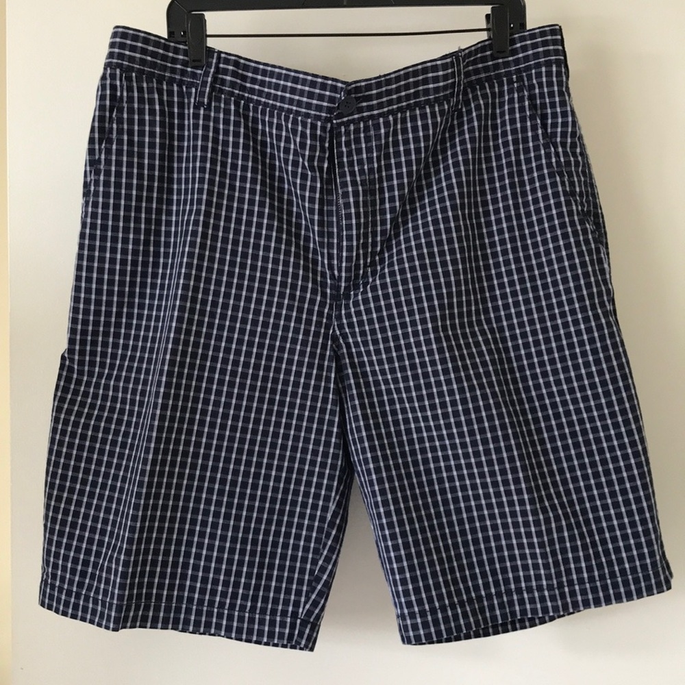 MEN’S SHORTS. BLUE PAD. - Picture 3 of 5